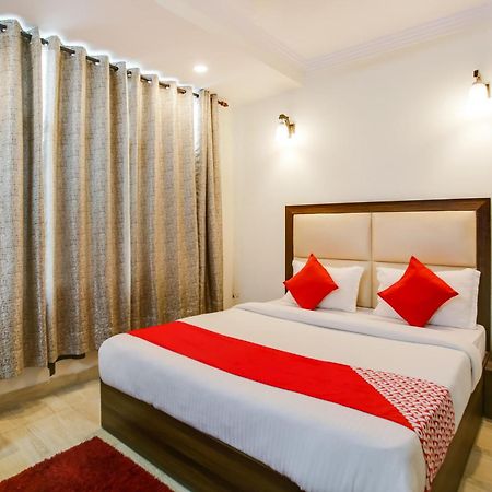 Oyo Hotel New Geetanjali Near Gautam Buddha Park Lucknow Exteriör bild