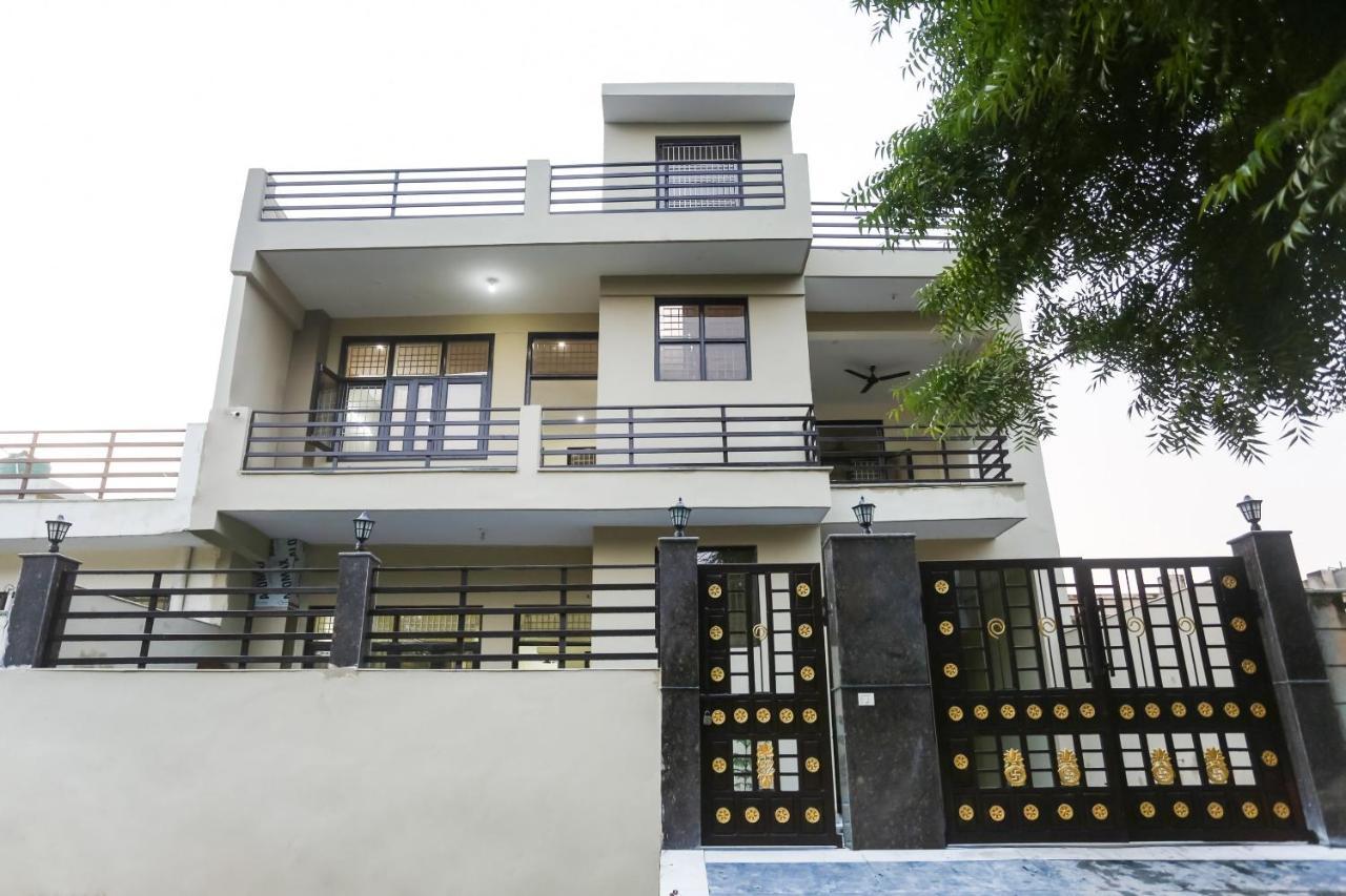 Oyo Hotel New Geetanjali Near Gautam Buddha Park Lucknow Exteriör bild