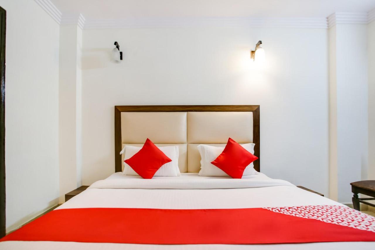 Oyo Hotel New Geetanjali Near Gautam Buddha Park Lucknow Exteriör bild