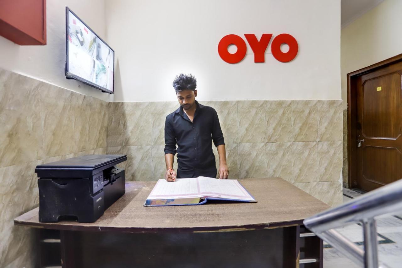 Oyo Hotel New Geetanjali Near Gautam Buddha Park Lucknow Exteriör bild
