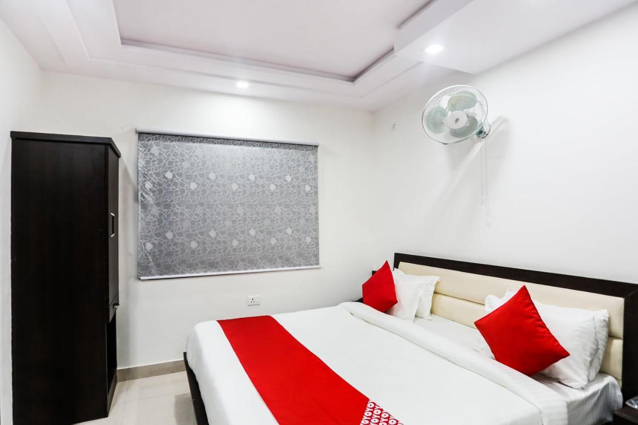 Oyo Hotel New Geetanjali Near Gautam Buddha Park Lucknow Exteriör bild