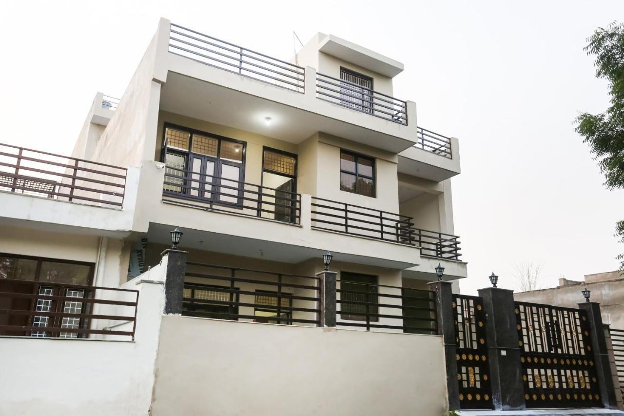 Oyo Hotel New Geetanjali Near Gautam Buddha Park Lucknow Exteriör bild