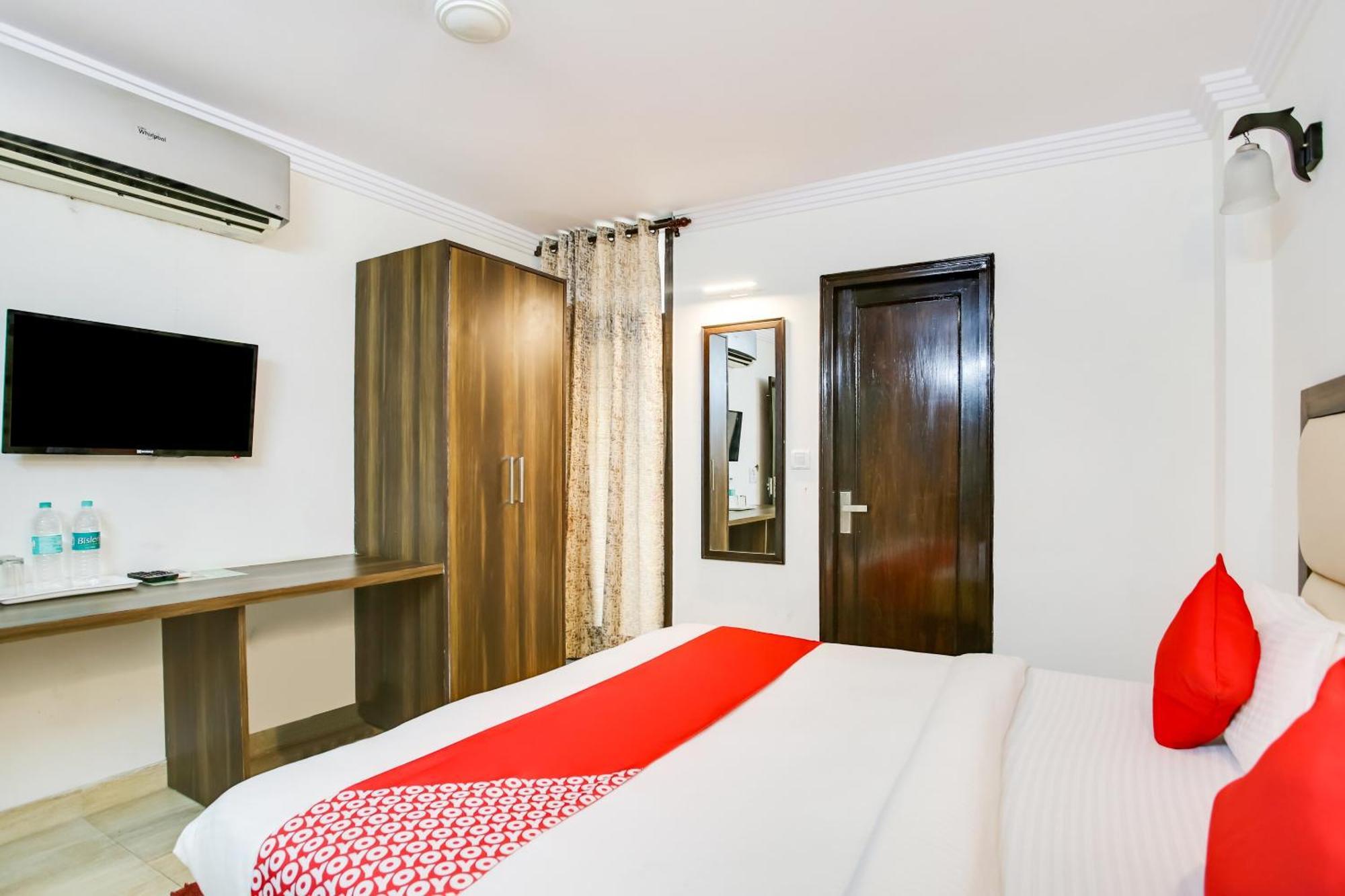 Oyo Hotel New Geetanjali Near Gautam Buddha Park Lucknow Exteriör bild