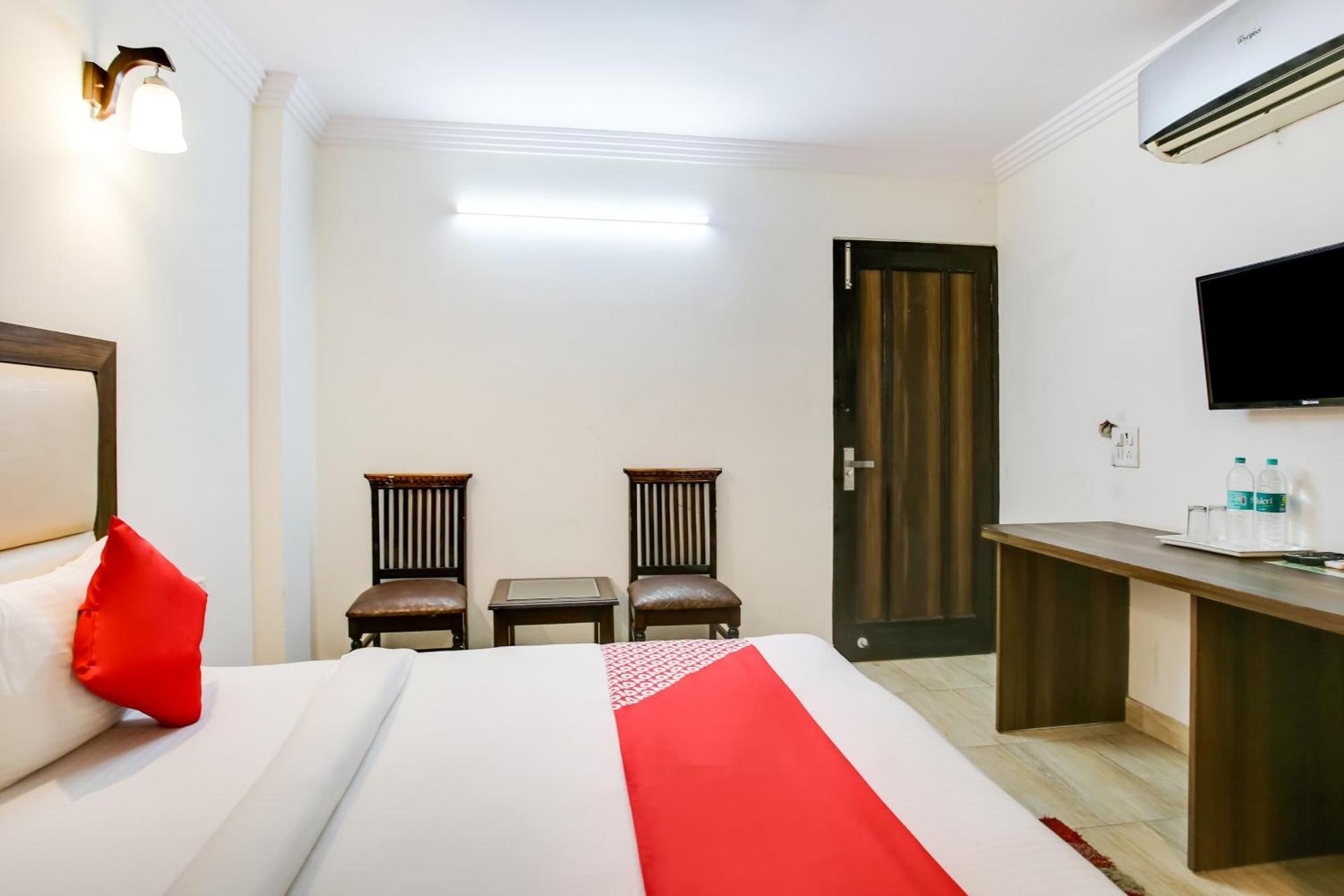 Oyo Hotel New Geetanjali Near Gautam Buddha Park Lucknow Exteriör bild