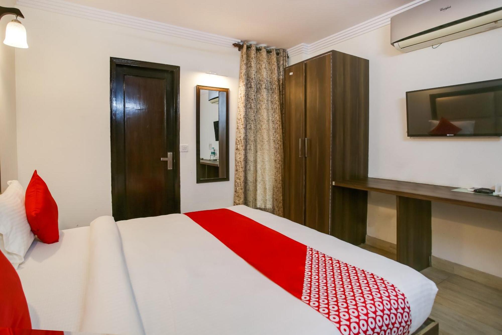 Oyo Hotel New Geetanjali Near Gautam Buddha Park Lucknow Exteriör bild